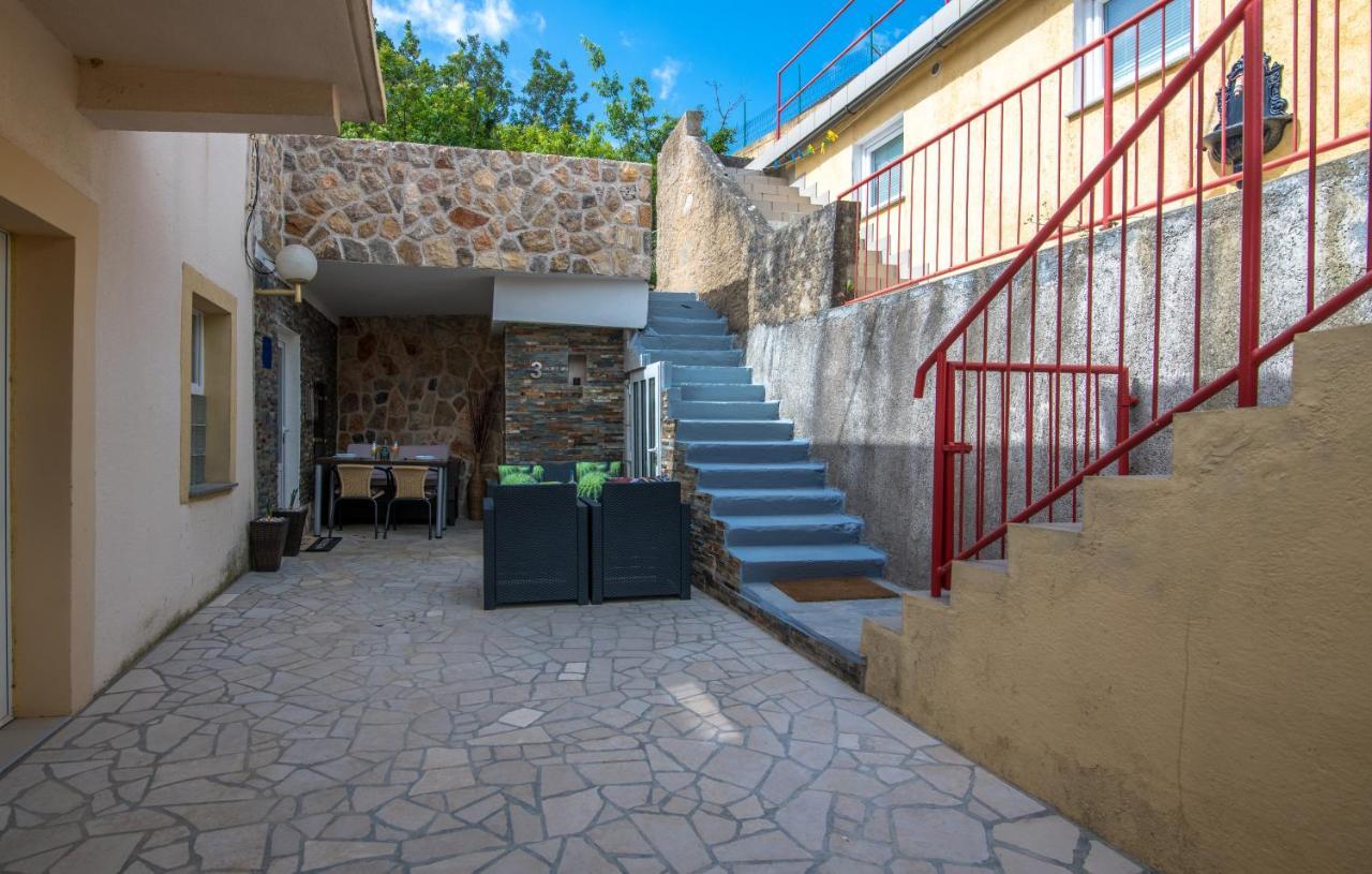 Апартаменти Stone House Knez Врбник Екстер'єр фото